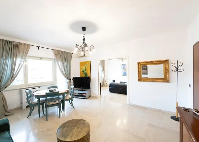 San Peter Terrace View Дом отдыха Рим